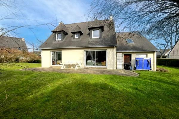 Maison individuelle -188 m2 surface au sol et terrain de 900 m², avec 5 chambres, salon et terrasse Sud, sans vis-à-vis en impasse au calme, prroche centre ville à Cesson Sévigné