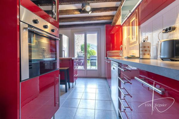 Un bien atypique à 5 minutes du centre ville.