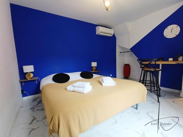 Un bien atypique à 5 minutes du centre ville.