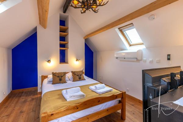 Un bien atypique à 5 minutes du centre ville.