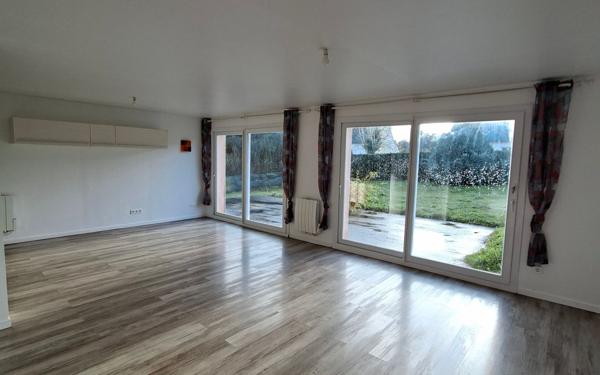 Maison à louer    3 pièces • 99 m2 Laniscat