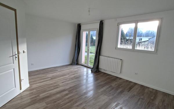 Maison à louer    3 pièces • 99 m2 Laniscat