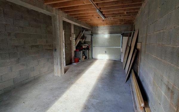 Maison à louer    3 pièces • 99 m2 Laniscat