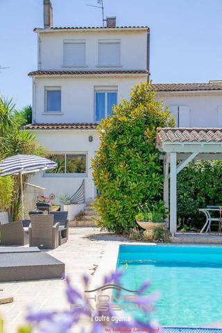 ROYAN - VÉRITABLE MAISON DE VILLE AVEC PISCINE AU CUR DU QUARTIER DE FONCILLON