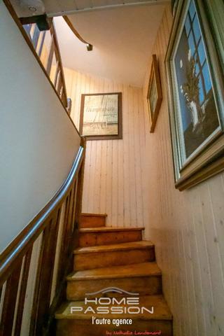 ROYAN - VÉRITABLE MAISON DE VILLE AVEC PISCINE AU CUR DU QUARTIER DE FONCILLON