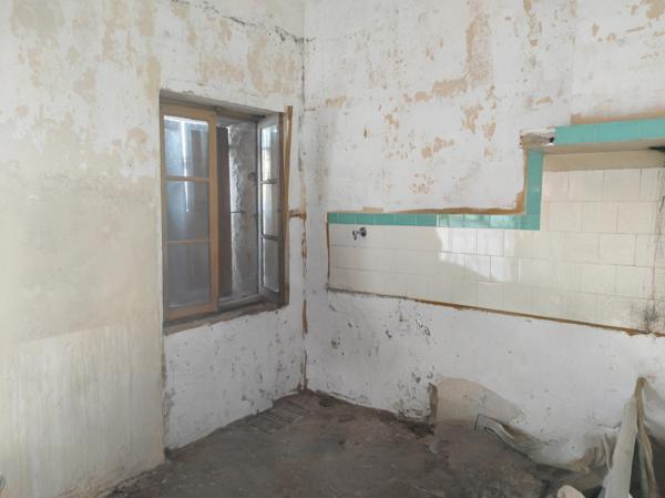 Alès (30100) ALES MAISON GARAGE SUR UN TERRAIN DE 520 m²