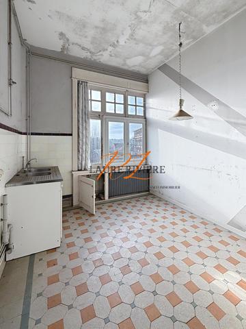 IMMEUBLE DE RAPPORT À RÉNOVER – ROUBAIX HYPER CENTRE