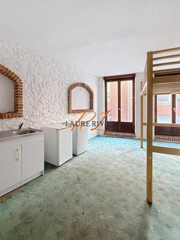 IMMEUBLE DE RAPPORT À RÉNOVER – ROUBAIX HYPER CENTRE