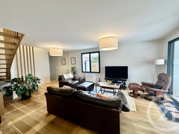 Maison à vendre  5 pièces - 150 m 2   LA BAULE  - 44