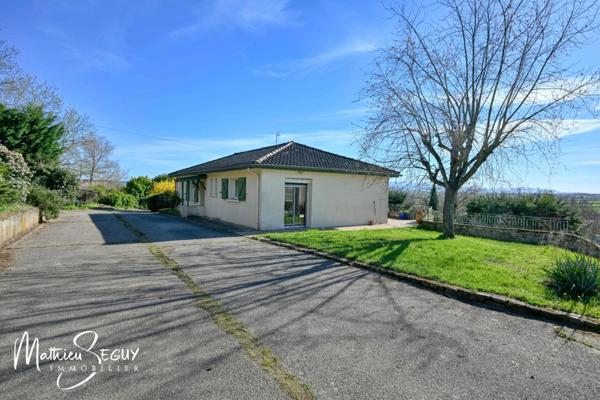 MORNANT LES PLATIERES - Maison de 185 m² en zone Ui avec potentiel de local artisanal