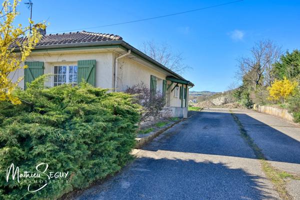 MORNANT LES PLATIERES - Maison de 185 m² en zone Ui avec potentiel de local artisanal