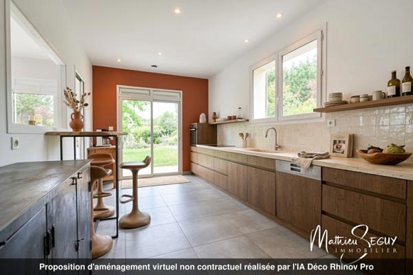 MORNANT LES PLATIERES - Maison de 185 m² en zone Ui avec potentiel de local artisanal