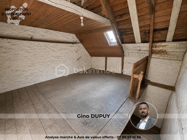 BELLE OPPORTUNITÉ ! EMPLACEMENT RARE

Bâtiment à rénover – Environ 53 m² – Kerfeunteun

QUIMPER – Quartier recherché de Kerfeunteun.

À découvrir, bâtiment en pierre d'environ 53 m² répartis sur trois niveaux, offrant un fort potentiel après rénovation.

Le rez-de-chaussée se compose d'un espace garage, un escalier béton permet d'accéder au premier étage bénéficiant d'une dalle béton et d'une fenêtre apportant de la luminosité naturelle.

Le second niveau est accessible par un escalier bois et dispose d'un plancher bois ainsi que de deux lucarnes en toiture.

L'ensemble nécessite d'importants travaux de rénovation : reprise de la couverture (présence de fuites), contrôle et traitement parasitaire de la charpente et des murs, rénovation générale et aménagement selon votre projet.

Caractéristiques principales :

Bâtiment en pierre
Environ 53 m² répartis sur 3 niveaux
Garage en rez-de-chaussée
Dalle béton au premier étage
Deux lucarnes en toiture
Compteur électrique présent
Absence d'arrivée d'eau
Absence d'évacuation
Non raccordé au tout-à-l'égout
Gros travaux à prévoir

Ce bien est particulièrement adapté à un projet de stockage, d'atelier ou à un investissement nécessitant une réhabilitation complète.

Tout changement de destination ou projet autre que le stockage devra faire l'objet des autorisations administratives nécessaires. Les acquéreurs sont invités à se rapprocher des services d'urbanisme compétents afin de vérifier la faisabilité de leur projet.

Une opportunité rare pour investisseurs, marchands de biens, artisans ou porteurs de projets à la recherche d'un bâtiment à fort potentiel dans un secteur recherché de Quimper.


- - - Visite uniquement sur rendez-vous - - -

Contact Exclusif :

Gino Dupuy – BSK Immobilier
Votre Conseiller Immobilier sur Quimper et le Finistère Sud.
Avis de valeur OFFERT dans tout le Finistère Sud.

_________________________________________________

VENTE IMMOBILIÈRE – QUIMPER & Alentours
Échangeons sur votre projet, sans engagement, pour définir la meilleure stratégie de vente.

APPORTEURS D'AFFAIRES
Vous connaissez quelqu'un qui souhaite vendre ou acheter ?
Un simple message suffit pour initier un contact, je m'occupe du reste. Rémunération attractive.

COLLABORATION INTERCABINET
Discutons volontiers d'un partage de mandat ou d'un acheteur en recherche.

_________________________________________________

Honoraires charge vendeur : aucun frais d'agence supplémentaires pour vous.
Le prix affiché est votre prix final hors frais de notaire.
