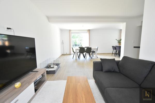 Maison
                                                                                                                                                                                                                                                                                                                        5 pièce(s)                                                                                                                                                                                                          3 chambre(s)                                                                                                                                                                                                          116  m²