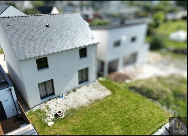 Maison
                                                                                                                                                                                                                                                                                                                        5 pièce(s)                                                                                                                                                                                                          3 chambre(s)                                                                                                                                                                                                          116  m²