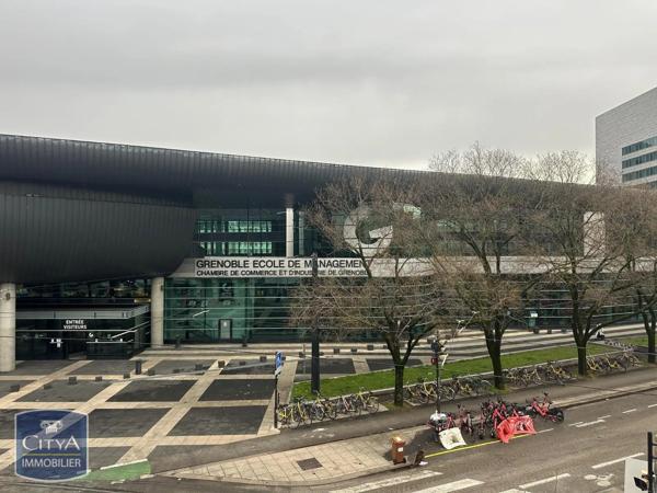 Appartement à louer 1 pièce 33.65m² Grenoble (38000)