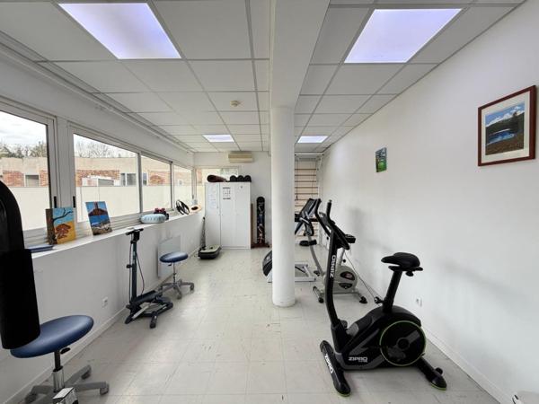 MURS COMMERCIAUX - CABINET MEDICAL