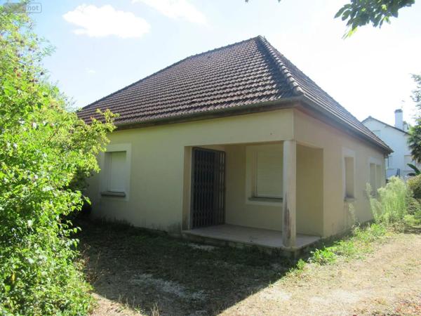 Achat - Fonds et/ou murs commerciaux | Local professionnel Saint-André-les-Vergers 10120 4 pièces 113 m 2 766 m 2
