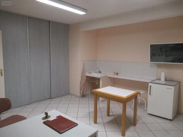 Achat - Fonds et/ou murs commerciaux | Local professionnel Saint-André-les-Vergers 10120 4 pièces 113 m 2 766 m 2