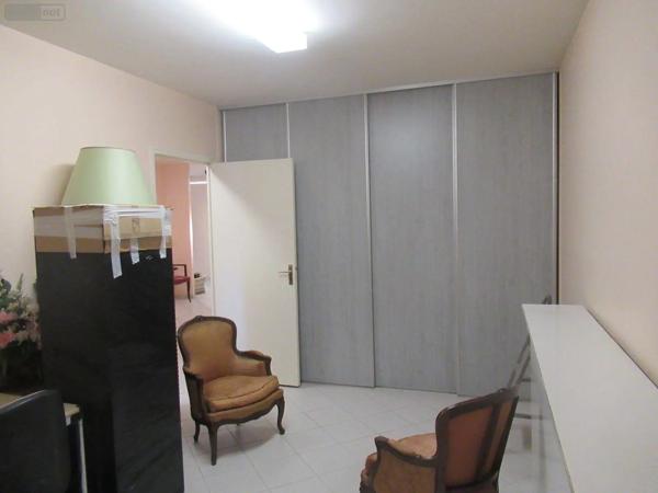 Achat - Fonds et/ou murs commerciaux | Local professionnel Saint-André-les-Vergers 10120 4 pièces 113 m 2 766 m 2