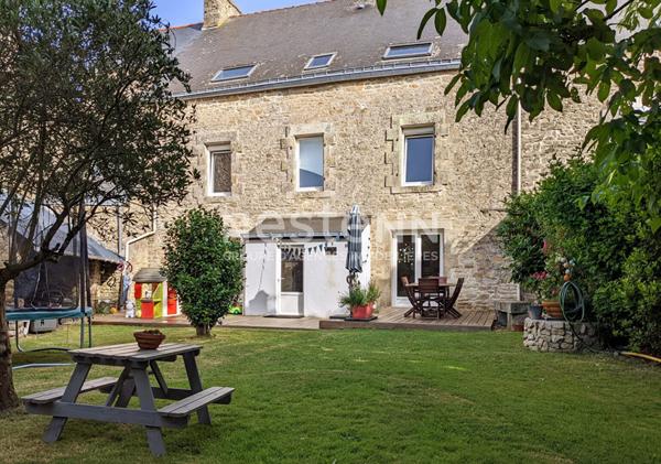 Maison familiale en pierres Elven centre / Bretagne / Morbihan Sud