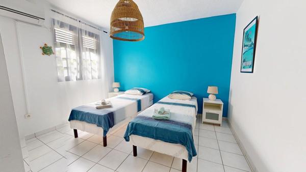 Bel appartement avec un grand jardin, plage a pied