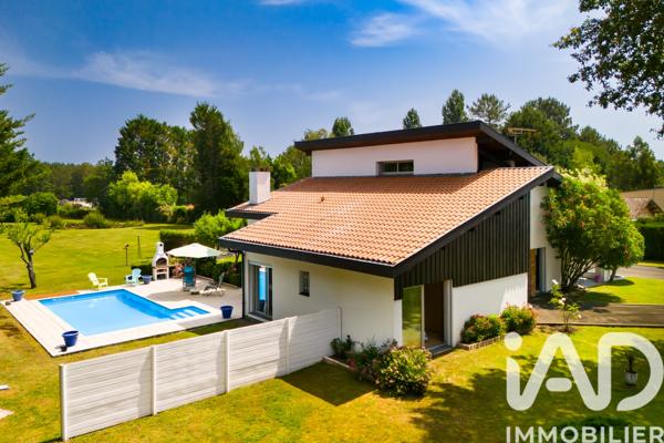 Maison à vendre 7 pièces 176,7 m² Saint-Vincent-de-Paul