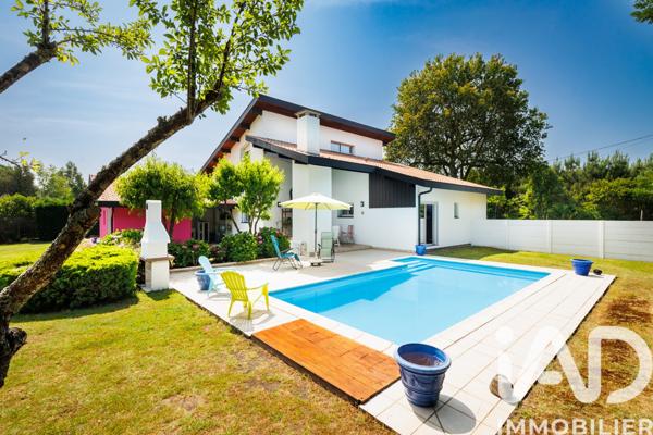 Maison à vendre 7 pièces 176,7 m² Saint-Vincent-de-Paul