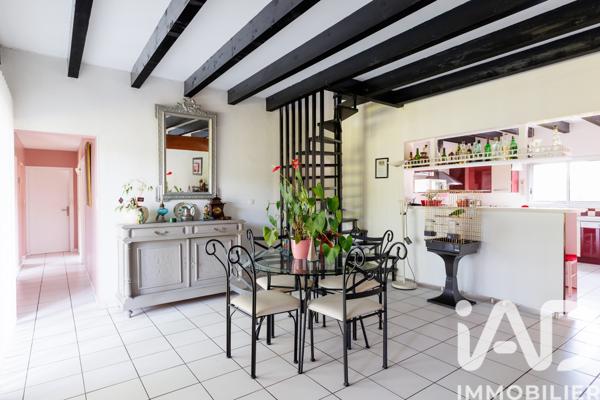 Maison à vendre 7 pièces 176,7 m² Saint-Vincent-de-Paul