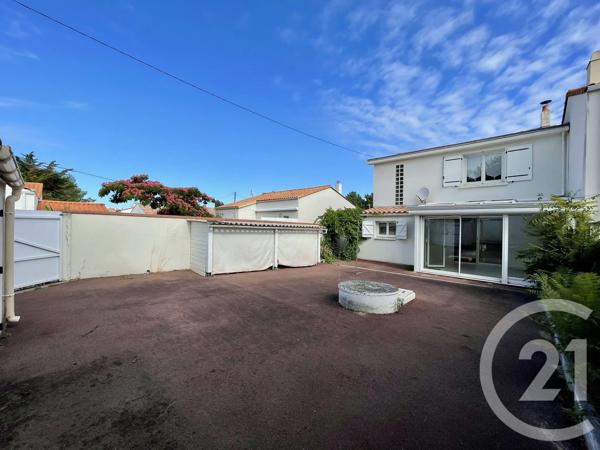 Maison à vendre  6 pièces - 106 m 2   LA TRANCHE SUR MER  - 85