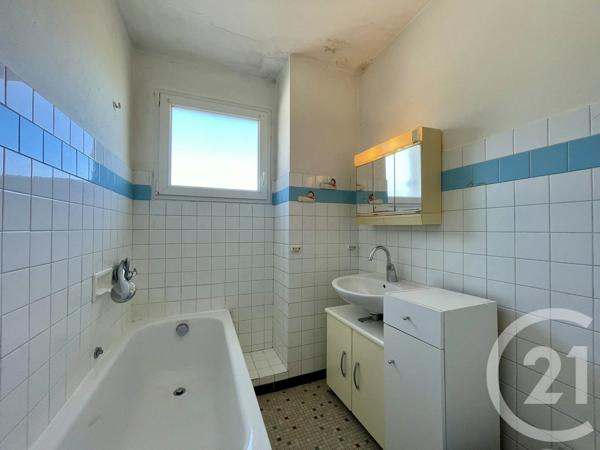 Maison à vendre  6 pièces - 106 m 2   LA TRANCHE SUR MER  - 85