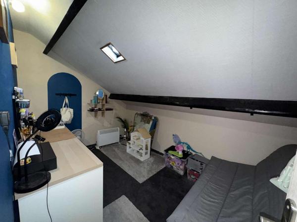 INDIVIDUELLE SUR SOUS SOL PROCHE FRONTIÈRE