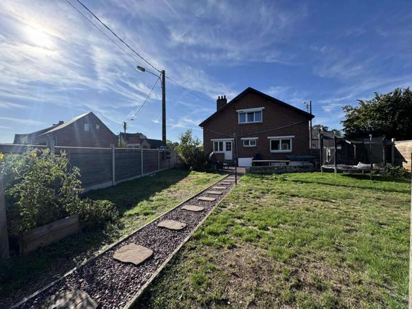 INDIVIDUELLE SUR SOUS SOL PROCHE FRONTIÈRE