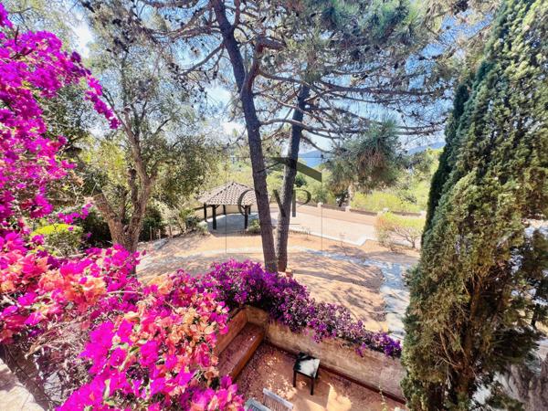 Lecci (20137) Villa T4 avec vue mer à 250 m de la plage + Garage - Domaine de Cala Rossa