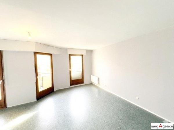 Appartement à REZE, 44400 - 3 pièces 61m²