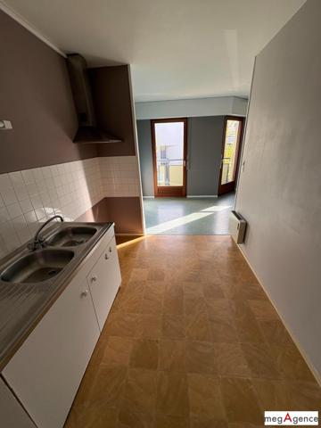 Appartement à REZE, 44400 - 3 pièces 61m²
