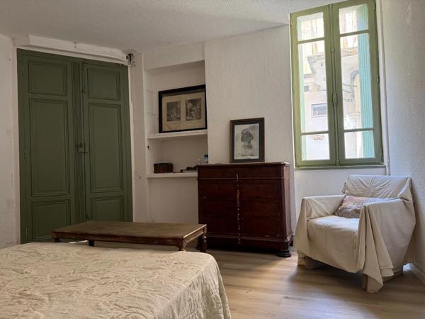 Narbonne Cité : Maison de 1850 – 224 m², lumière et volumes rares