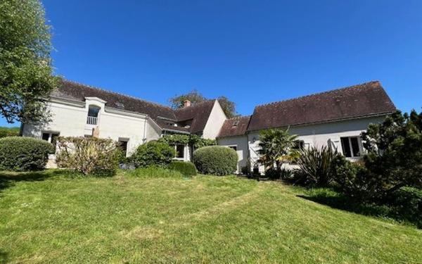 Maison à vendre    5 pièces •  Saint-Aignan