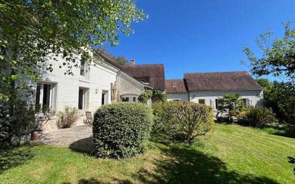 Maison à vendre    5 pièces •  Saint-Aignan