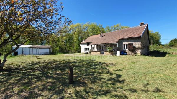 Maison à vendre CHAMPAGNEY (70) sur un terrain de 15604m²