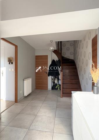 MAISON DE 140 M² AVEC 3 CH + 1 BUREAU + EXTÉRIEUR + PARKING Halluin (59250)