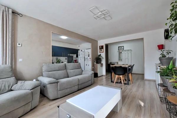 Appartement 4 pièces - 81 m² Exclusivité efficity