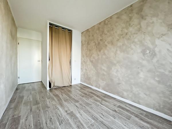Appartement 3 pièces proche Métro 11