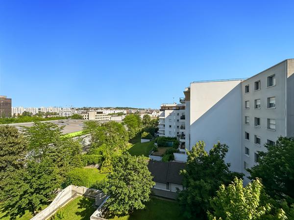 Appartement 3 pièces proche Métro 11
