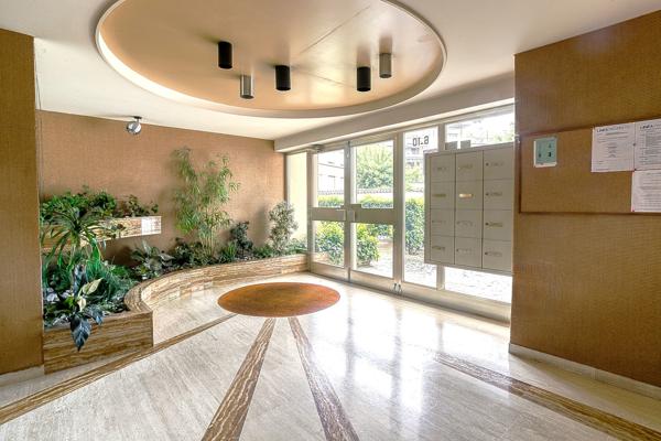 Appartement 6 pièces - 151 m²