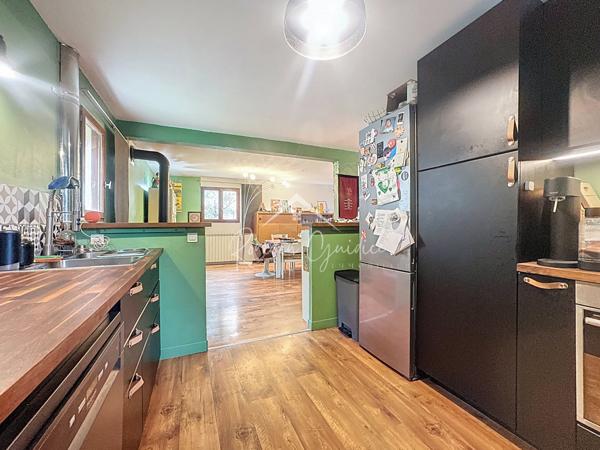 Millau (12100) MAISON F7 150 M2 SUR TERRAIN DE 460 M2