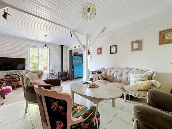 Maison 249 000 € Tonnay-Charente 5 p 117 m² DPE D