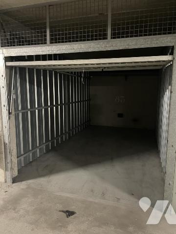 Garage box fermé 