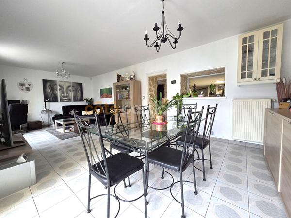 Vente Maison107 m² - 5 Pièces - LES CLAYES SOUS BOIS (78340)