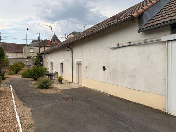 Maison 2 pièces à vendre Dangé Saint Romain - 86220 / Réf: 12056